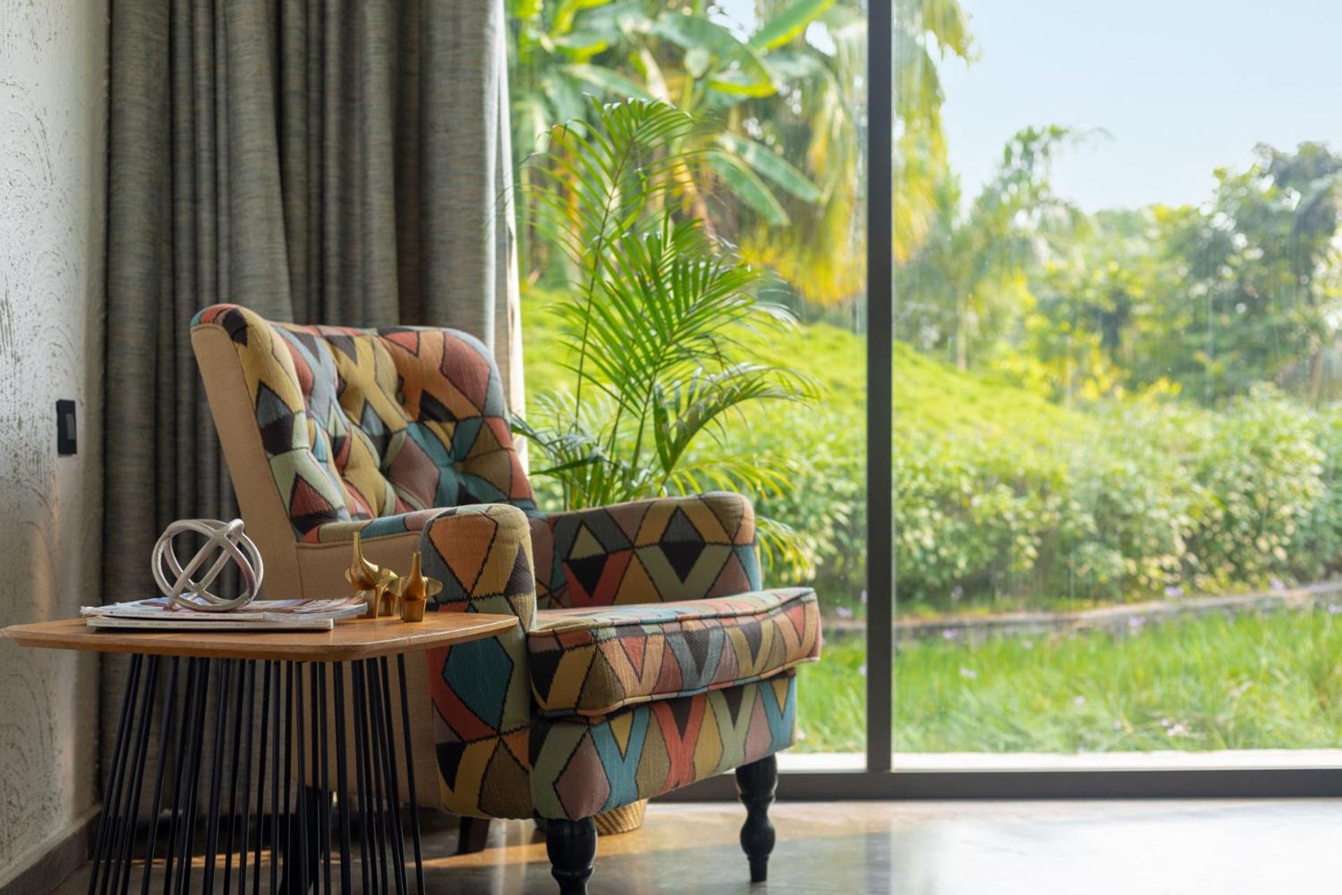 Open House By Stayvista - Nestled In Nature, Featuring A Swimming Pool & Expansive Lawn For A Serene Retreat Shikrapur Exterior foto